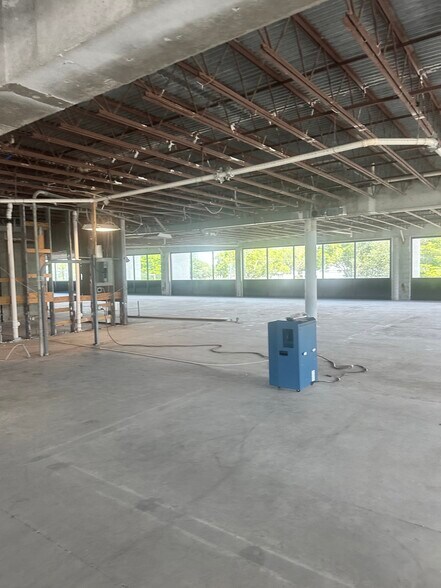 More Photos Of 4048 Evans Ave, Fort Myers Medical For Lease