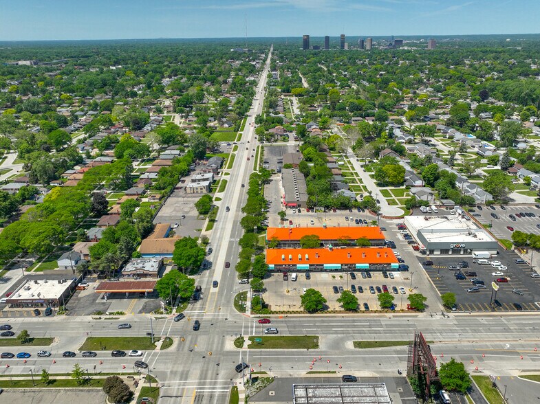 More Photos Of 15612 W 10 Mile Rd, Southfield Freestanding For Sale