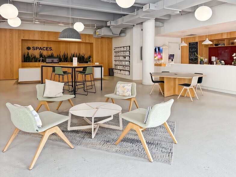 More Photos Of 413-435 W 14th St, New York Coworking Space