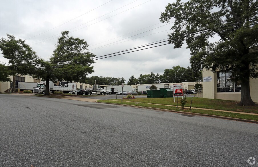 More Photos Of 8008-8086 Cryden Way, Forestville Warehouse For Lease