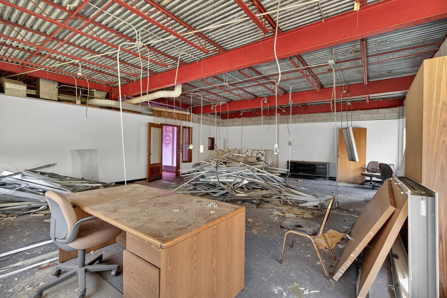 More Photos Of 1002 E South St, Jackson Lodge Meeting Hall For Sale