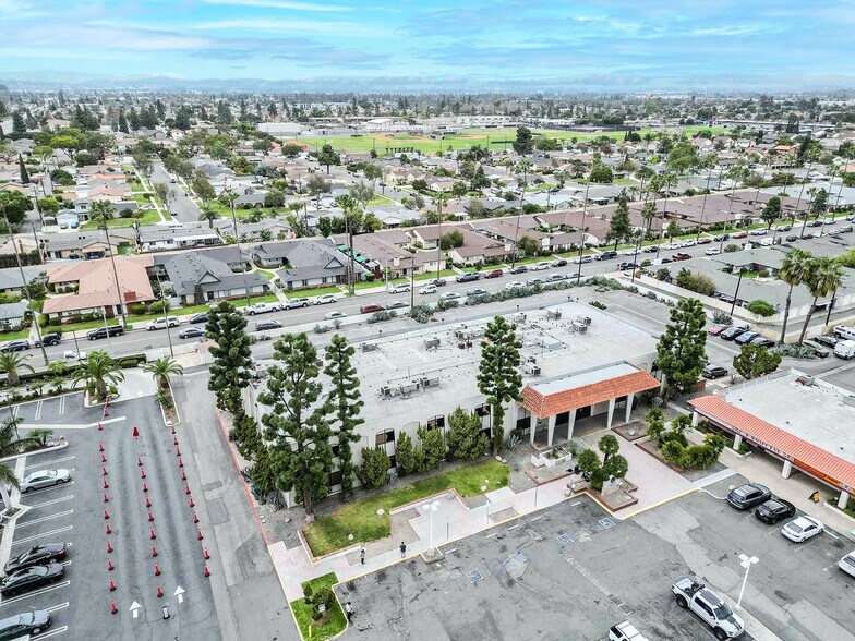 More Photos Of 2035 E Ball Rd, Anaheim Medical For Lease