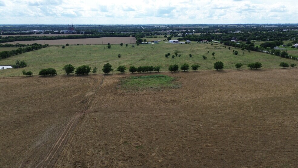 More Photos Of 210.95 Acres Farm to Market Road 922, Valley View Land For Sale