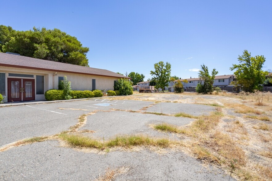 More Photos Of 7620 La Mancha Way, Sacramento Religious Facility For Sale