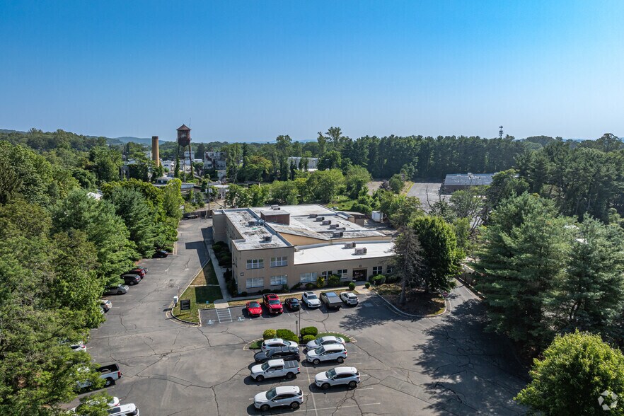 More Photos Of 50 Intervale Rd, Parsippany Manufacturing For Lease