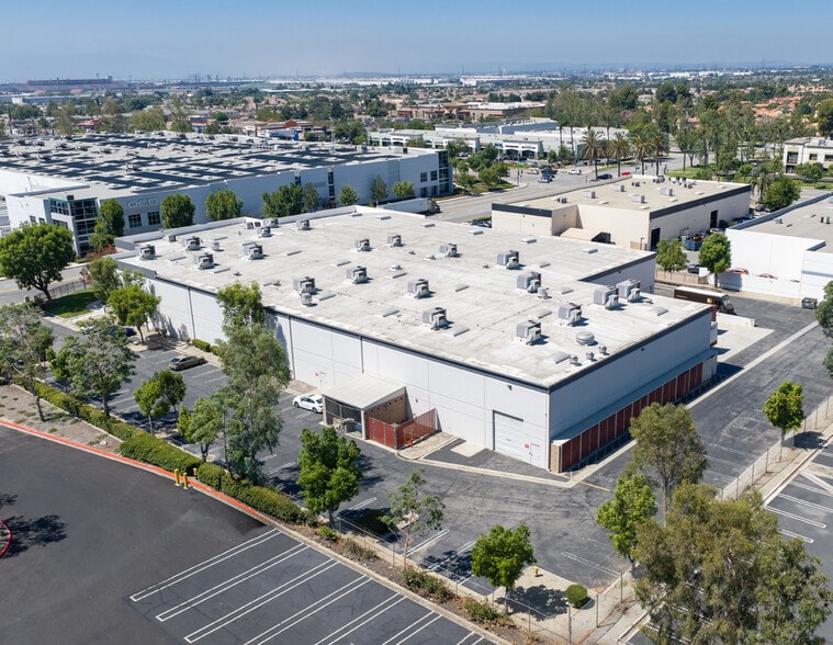 More Photos Of 14570 Meyer Canyon Rd, Fontana Warehouse For Lease