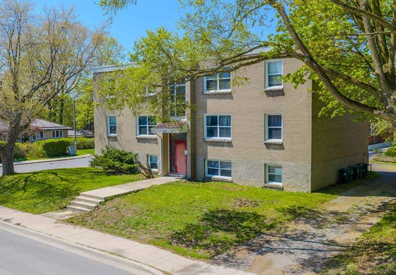 More Photos Of 304 Yonge St, Kingston Apartments For Sale