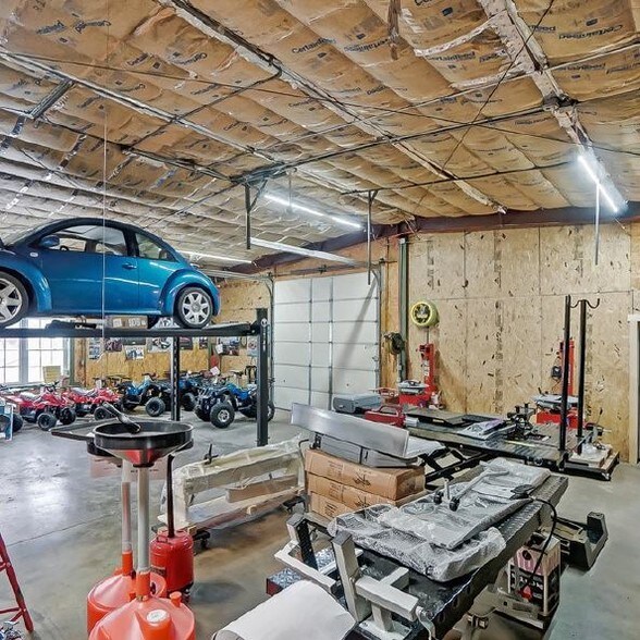 More Photos Of 3245 Piqua Troy Rd, Troy Light Distribution For Sale