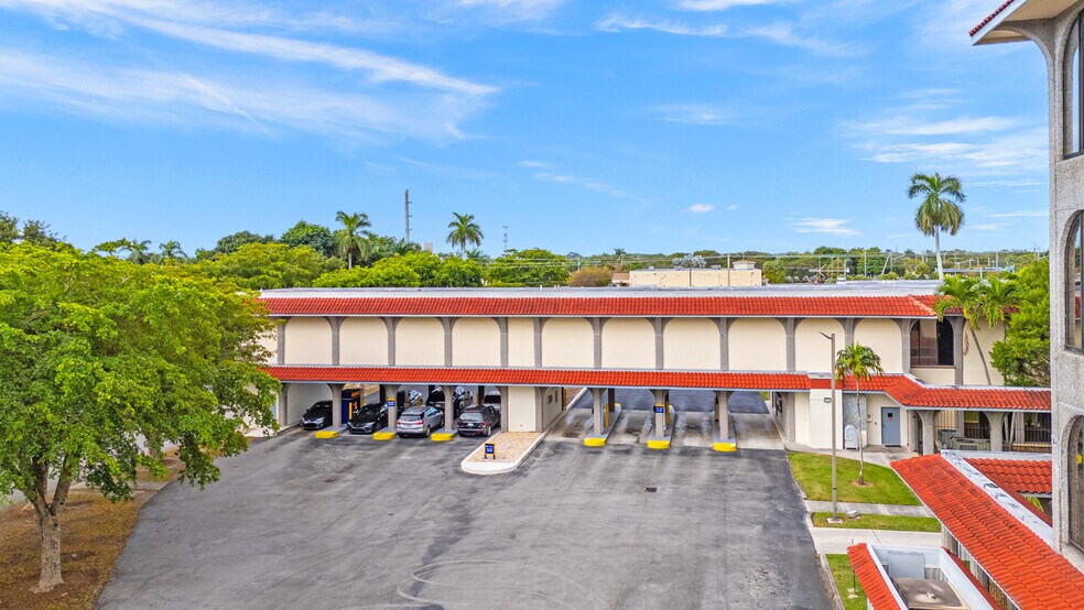 More Photos Of 15600 SW 288th St, Homestead Medical For Lease