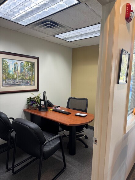 More Photos Of 6131 Atlantic Blvd, Jacksonville Bank For Lease