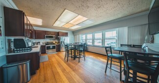 More Photos Of 6222 W State St, Milwaukee Showroom For Lease