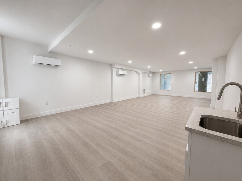 More Photos Of 1641 Undercliff Ave, Bronx Apartments For Lease
