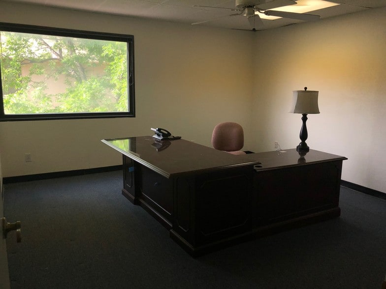 More Photos Of 2909 Lackland Rd, Fort Worth Medical For Lease