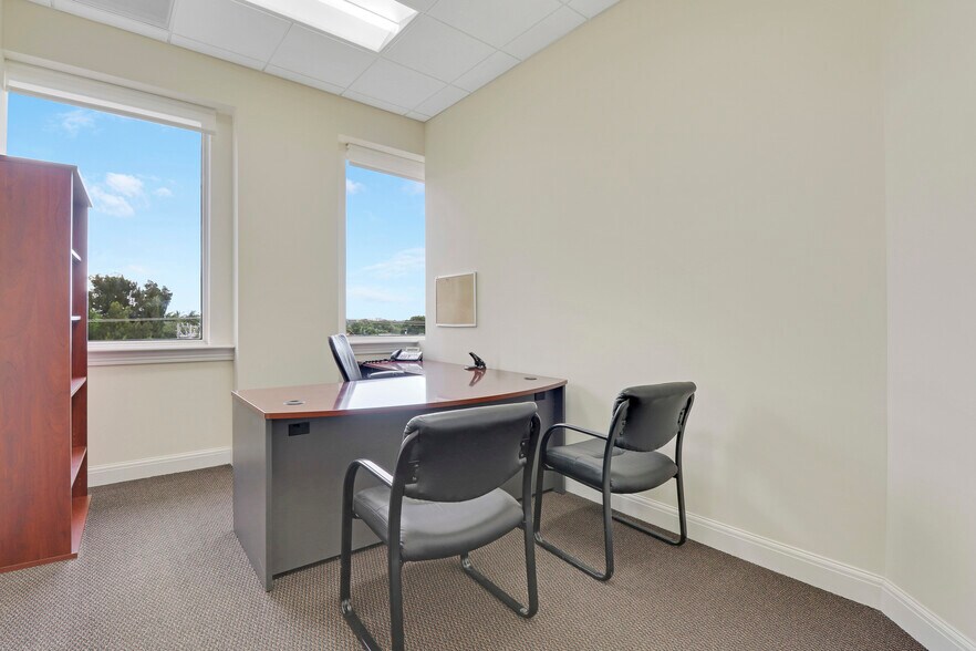More Photos Of 6751 N Federal Hwy, Boca Raton Office For Sale