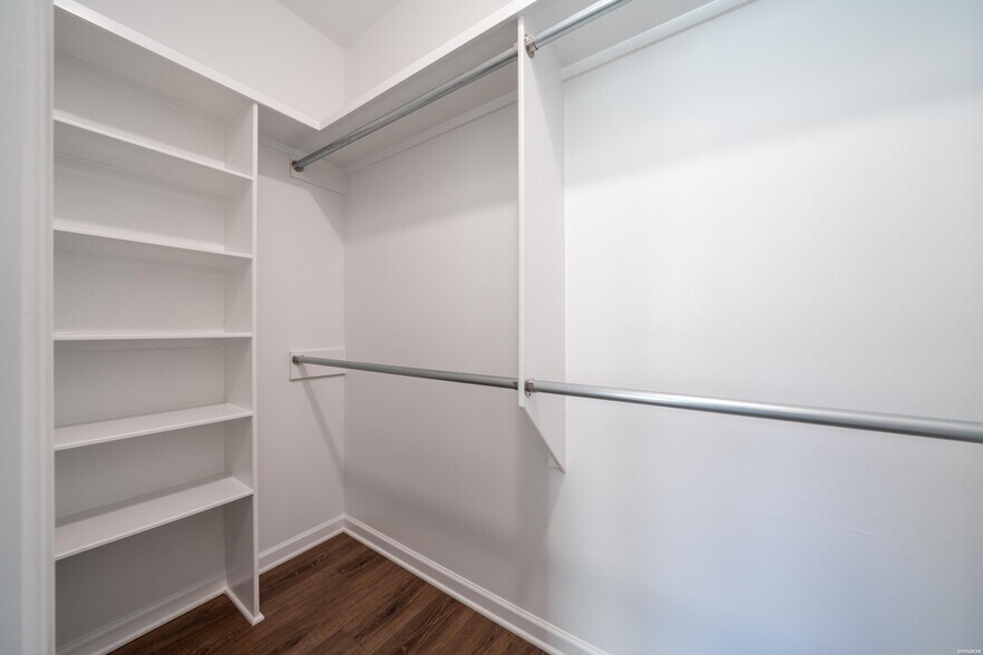 More Photos Of 102 & 106 Cheyenne St, Hot Springs National Park Apartments For Sale