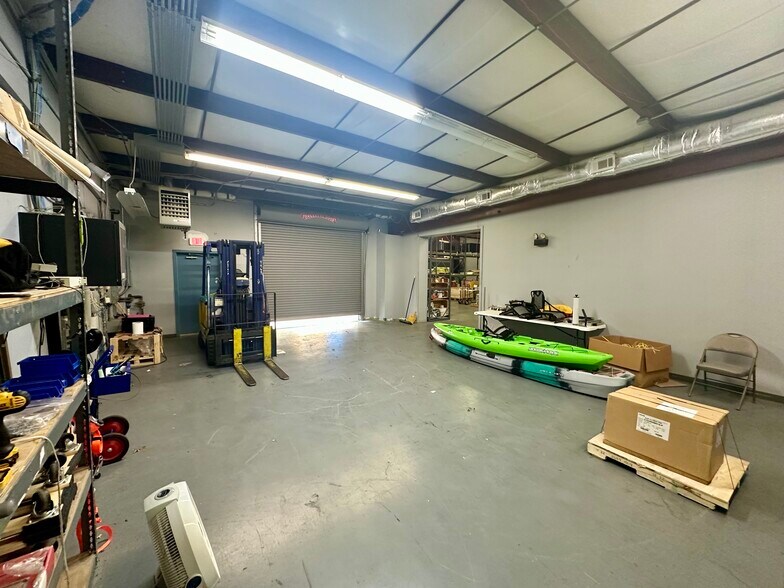 More Photos Of 4609 Resource Dr, Chattanooga Warehouse For Sale
