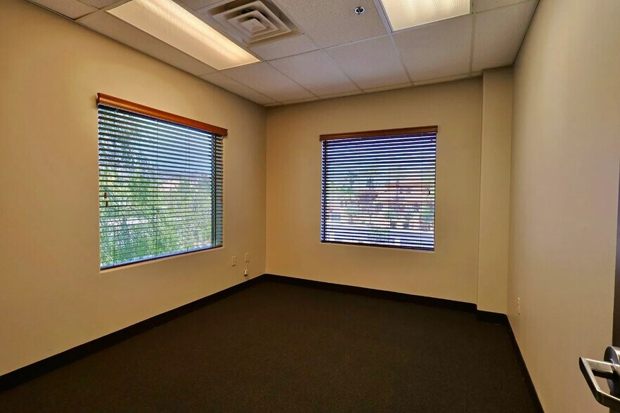 More Photos Of 8290 W Sahara Ave, Las Vegas Office For Lease