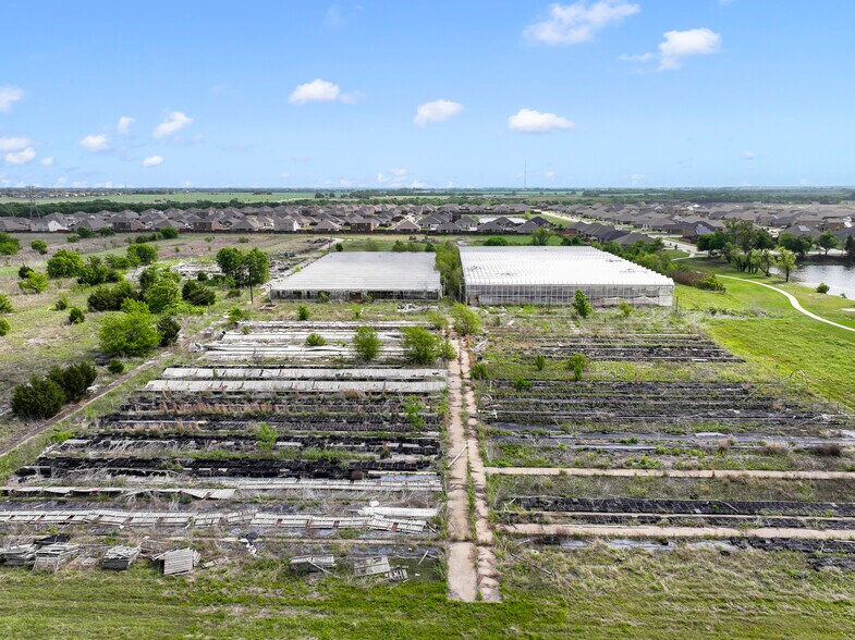 Primary Photo Of 1402 Wyatt St, Waxahachie Land For Sale