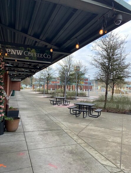 More Photos Of 110 2nd St SW, Auburn Parking Garage For Lease