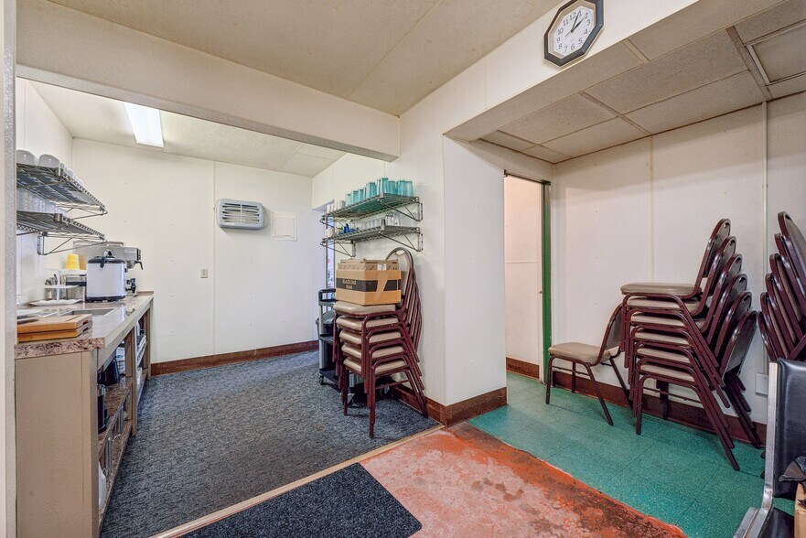 More Photos Of 8557 Mason Dixon Hwy, Meyersdale General Retail For Sale