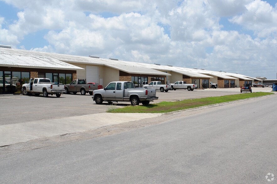Primary Photo Of 728-739 Diamond Cut Dr, Corpus Christi Warehouse For Lease