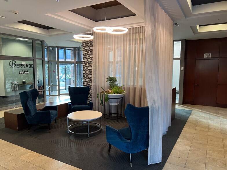 More Photos Of 8625 SW Cascade Ave, Beaverton Office For Lease