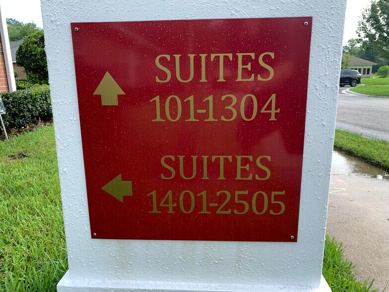 More Photos Of 6817 Southpoint Pky, Jacksonville Medical For Lease