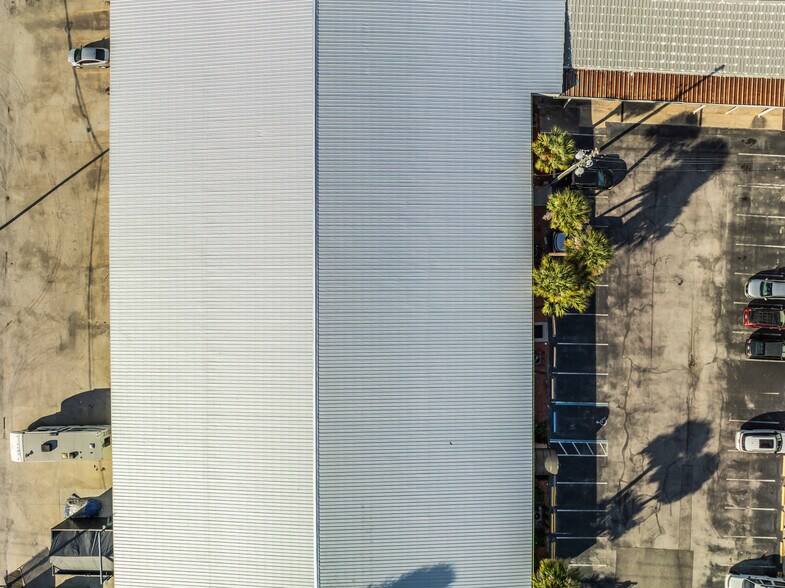 More Photos Of 440 Plumosa Ave, Casselberry Warehouse For Lease