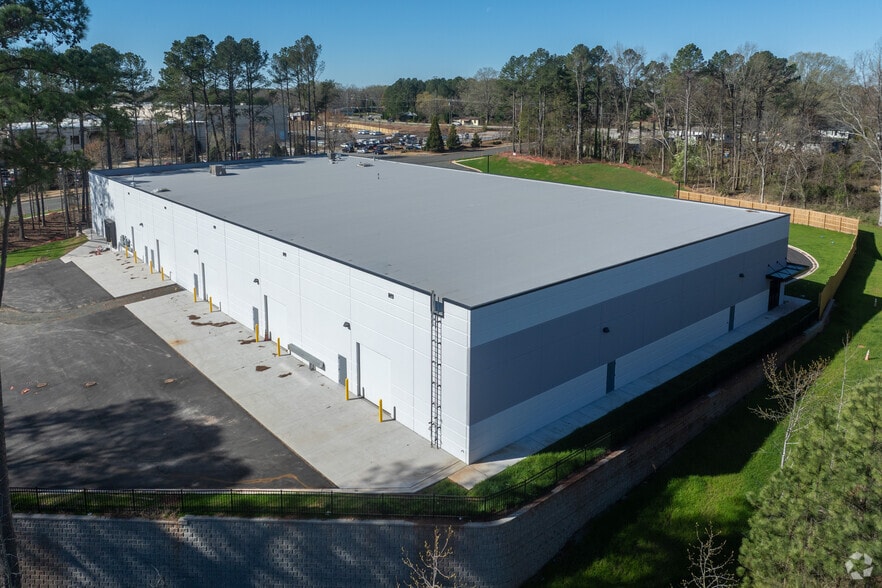 More Photos Of 10601 World Trade Blvd, Raleigh Industrial For Lease