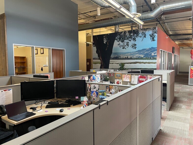 More Photos Of 325-345 Westridge Dr, Watsonville Light Manufacturing For Sale