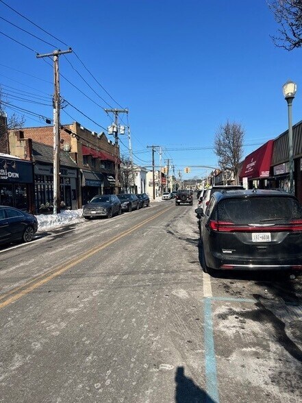 More Photos Of 101-115 Bedford Ave, Bellmore Storefront For Lease