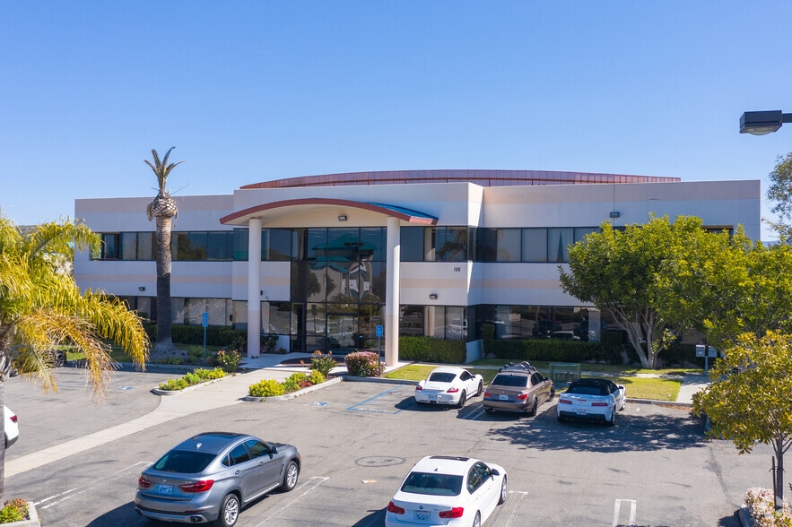 More Photos Of 180 Avenida La Pata, San Clemente Loft Creative Space For Lease