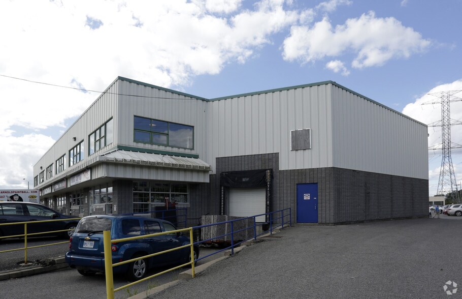 More Photos Of 33 Roydon Pl, Ottawa General Retail For Lease