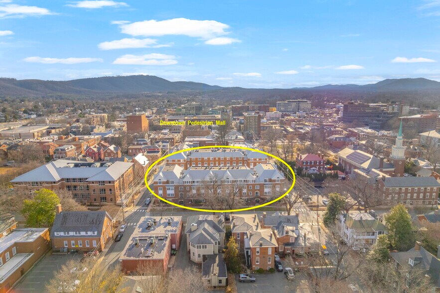 More Photos Of 202-258 E High St, Charlottesville Office For Sale