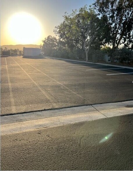 More Photos Of 1950 5th St, Norco Warehouse For Lease