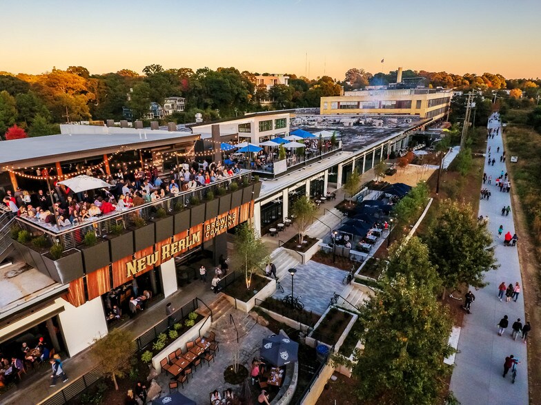 Primary Photo Of 550 Somerset Ter NE, Atlanta General Retail For Lease