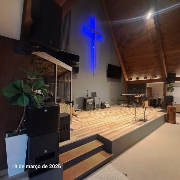 More Photos Of 1048 Main St, Worcester Religious Facility For Lease
