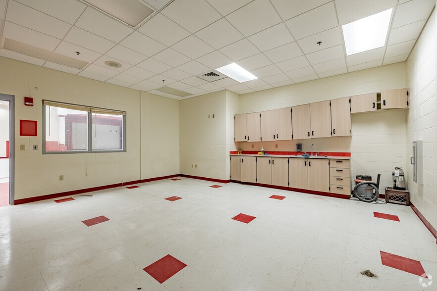 More Photos Of 20550 NE 42nd Pl, Williston Schools For Sale