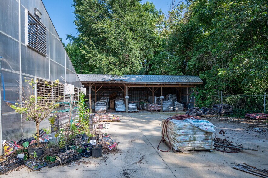 More Photos Of 969 Reepsville Rd, Lincolnton Freestanding For Sale