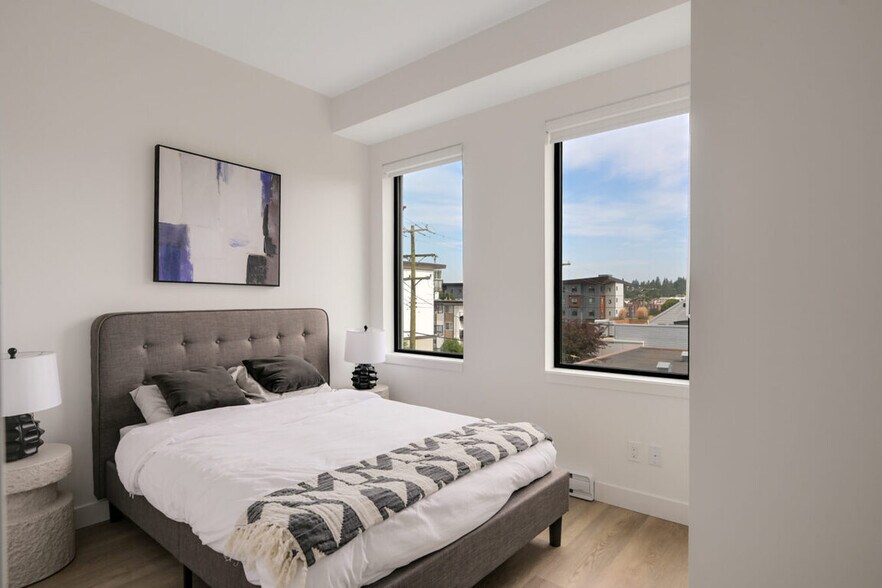 More Photos Of 612 Constance Av, Esquimalt Apartments For Lease