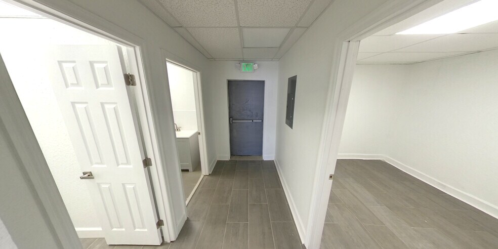 More Photos Of 2013-2023 Jammes Rd, Jacksonville Storefront For Lease