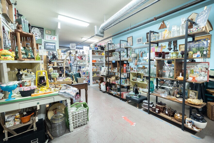 More Photos Of 1212 Wyoming St, Boulder City Storefront Retail Residential For Sale