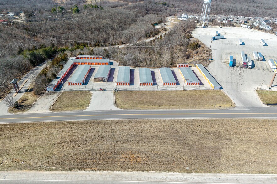 More Photos Of 14305 Saint Robert Outer Rd, Saint Robert Self Storage For Sale