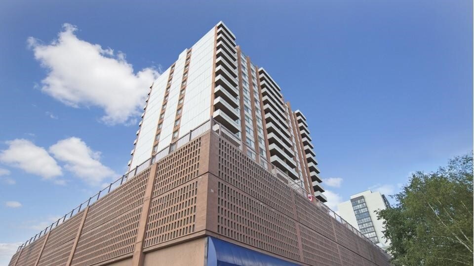 More Photos Of 241 5th Ave, Saskatoon Apartments For Lease