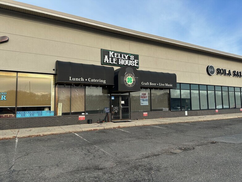 More Photos Of 4773 Sunrise Hwy, Bohemia Storefront For Lease
