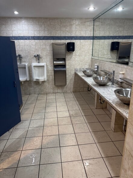 More Photos Of 717 Ponce de Leon Blvd, Coral Gables Office For Sale