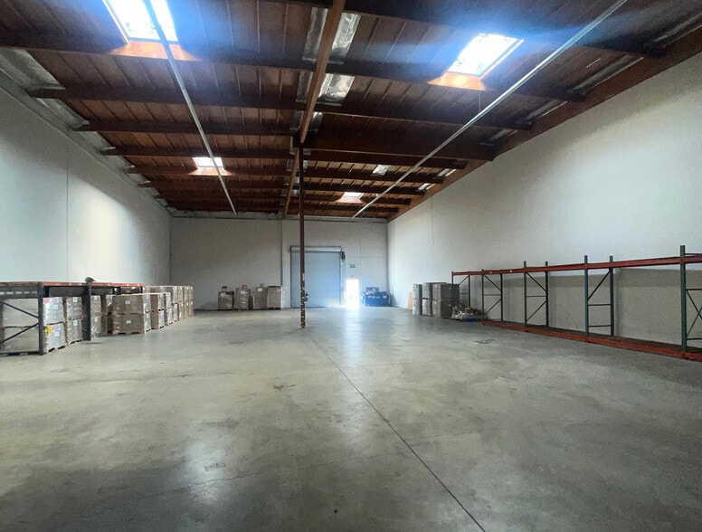 More Photos Of 12410-12420 Clark St, Santa Fe Springs Warehouse For Lease