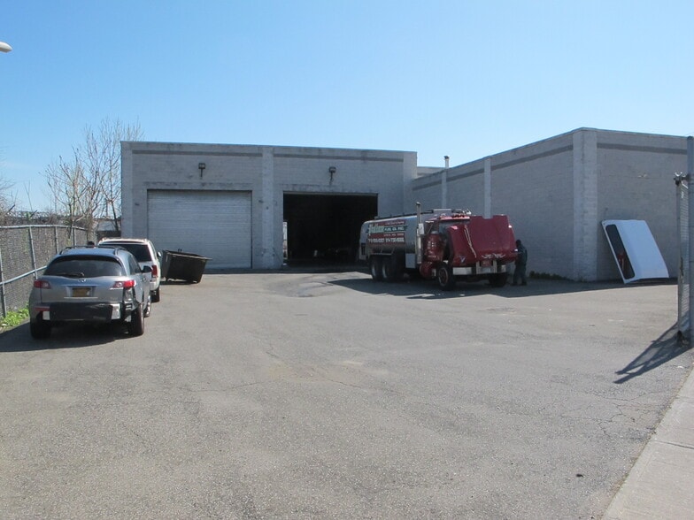 More Photos Of 1108 Zerega Ave, Bronx Service For Lease