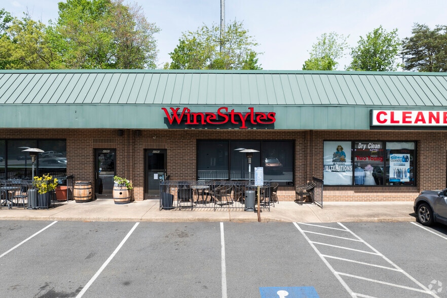 More Photos Of 4371-4393 Kevin Walker Dr, Dumfries Unknown For Lease