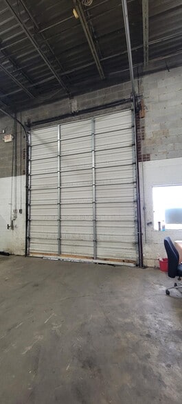 More Photos Of 2504-2506 51st Ave, Hyattsville Warehouse For Lease